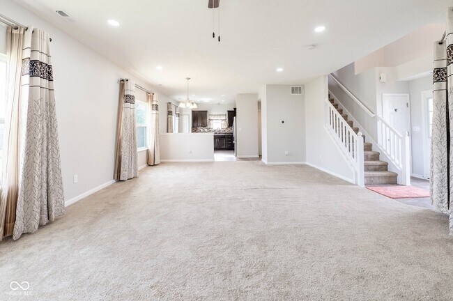Building Photo - 899 Briarstone Dr