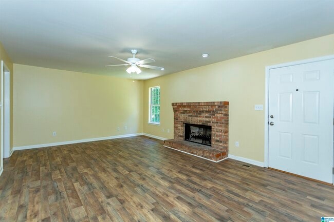 Building Photo - 713 Jason Cir