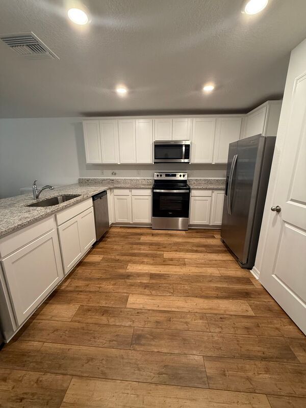 Building Photo - 29824 Fedora Cir