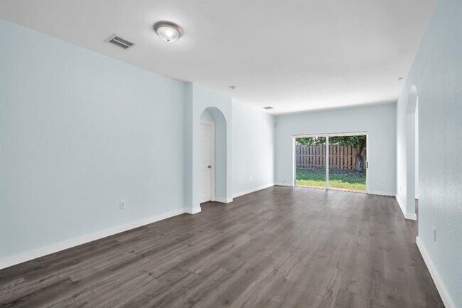 Building Photo - 15452 SW 138th Terrace