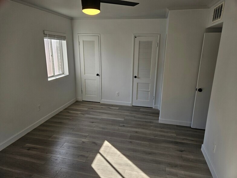 Building Photo - 91 Rumson Rd NE