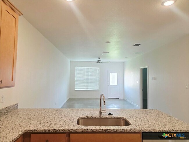Building Photo - 3805 Sugar Hackberry Trl