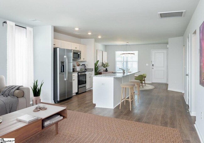 Building Photo - 517 Broadrum St