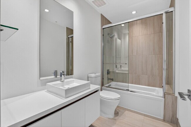 Building Photo - 155 E Boca Raton Rd