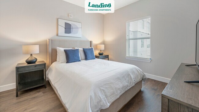 Building Photo - 641 Division St