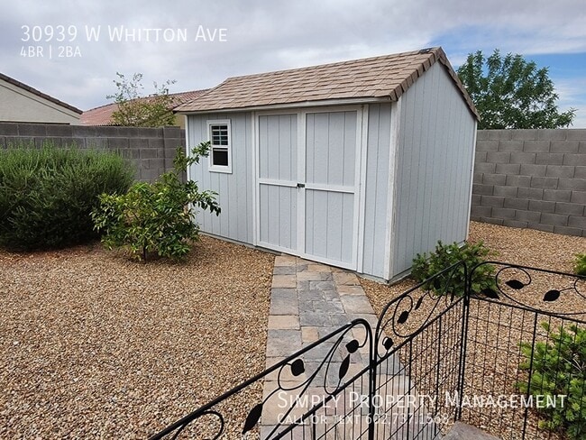 Building Photo - 30939 W Whitton Ave