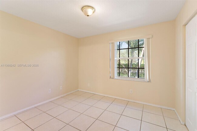 Building Photo - 435 S W 122nd Terrace