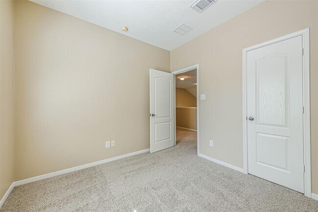 Building Photo - 14122 Austin Hollow Ct