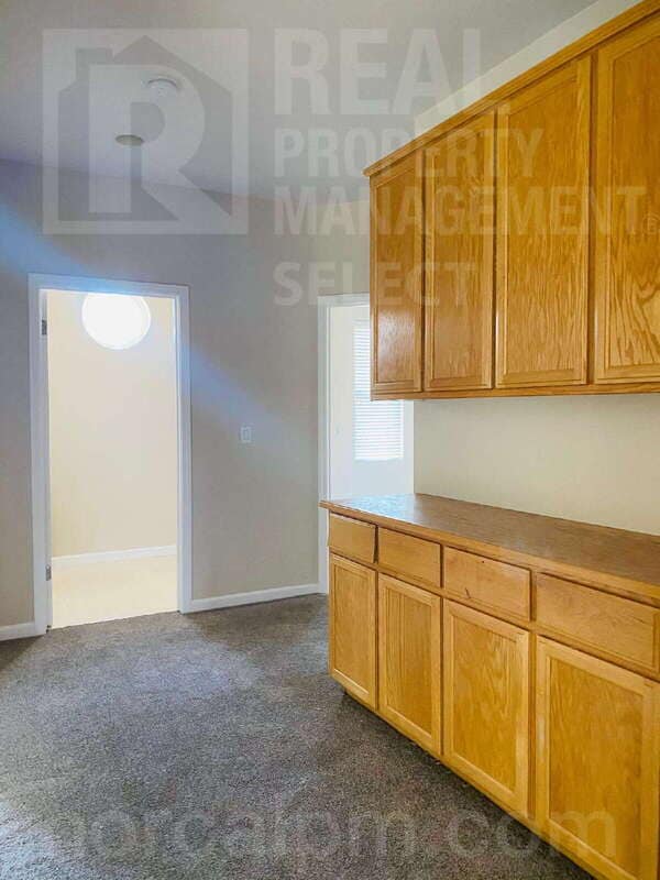 Building Photo - 116 Burgundy Ct