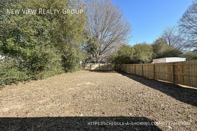 Building Photo - 6616 Charlie Walker Rd