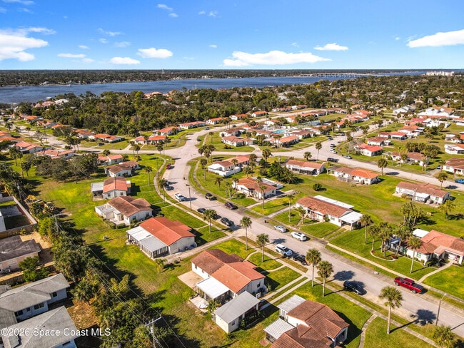 Building Photo - 710 Flamingo Dr