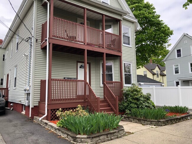 Primary Photo - 69 Orchard St