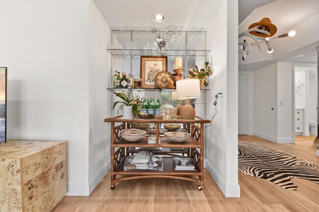 Building Photo - 3322 Casseekey Island Rd