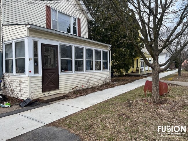 Building Photo - 61 Front St