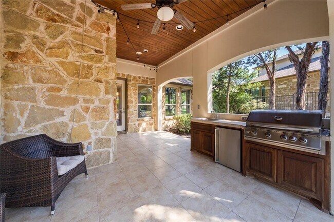 Building Photo - 108 Kildrummy Ln