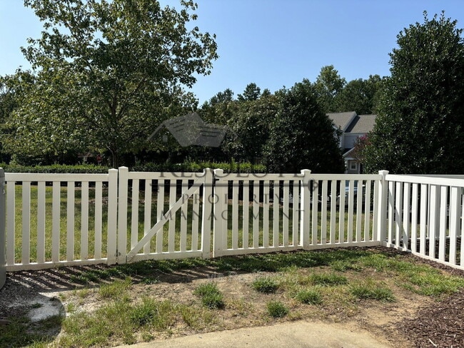 Building Photo - 11316 Shadow Elms Ln