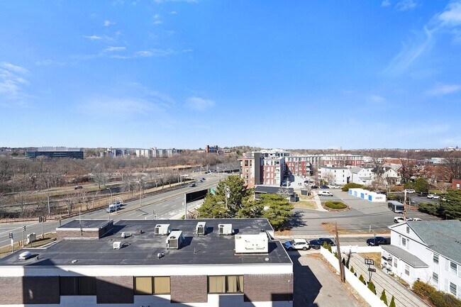 Building Photo - Luxurious Allston 2bd/2ba with washer/dryer in Unit!