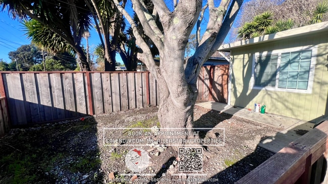 Building Photo - 3 bedroom home in El Sabrante with EV charger, 2 parking spots, 1 car garage, ac/heat!