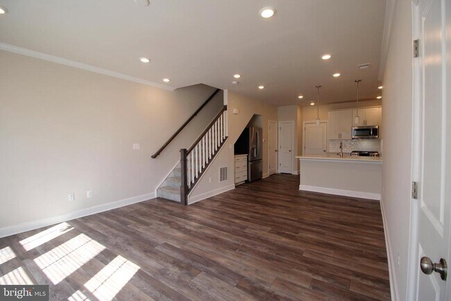 Building Photo - 14911 River Walk Way