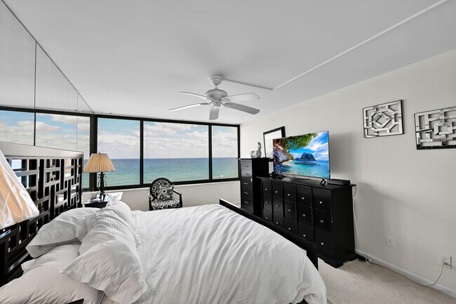 Building Photo - 3590 S Ocean Blvd