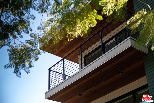Building Photo - 6350 Primrose Ave