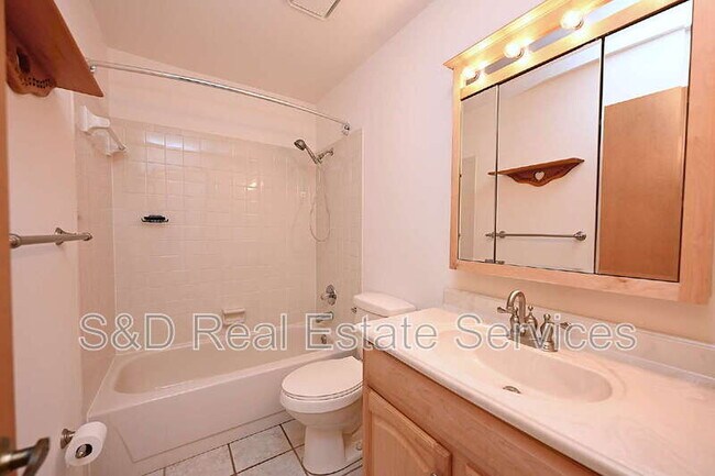 Building Photo - 848 Mikasuki Dr