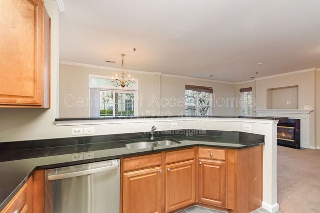 Building Photo - 8932 Milford Haven Ct