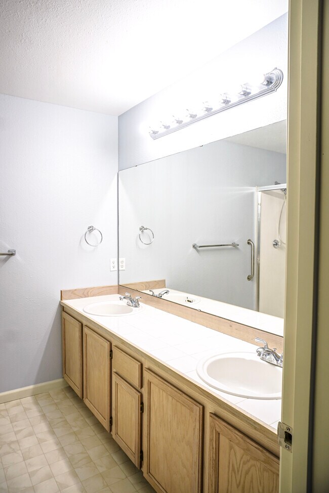 Building Photo - 18713 20th Ave SE