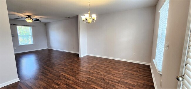 Building Photo - 1607 Musket Trail