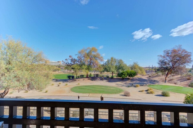 Building Photo - 15221 N Clubgate Dr