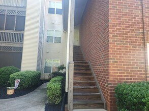 Building Photo - 170-201 (9)