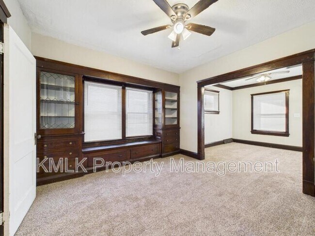 Building Photo - 2997 E 128th St