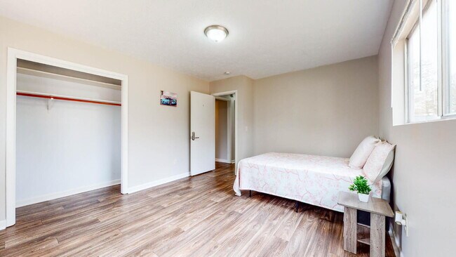 Building Photo - The Winmar | Enjoy convenient living in Conley, only 3 minutes away from the SR 42 @ Rock Cut Pl ...