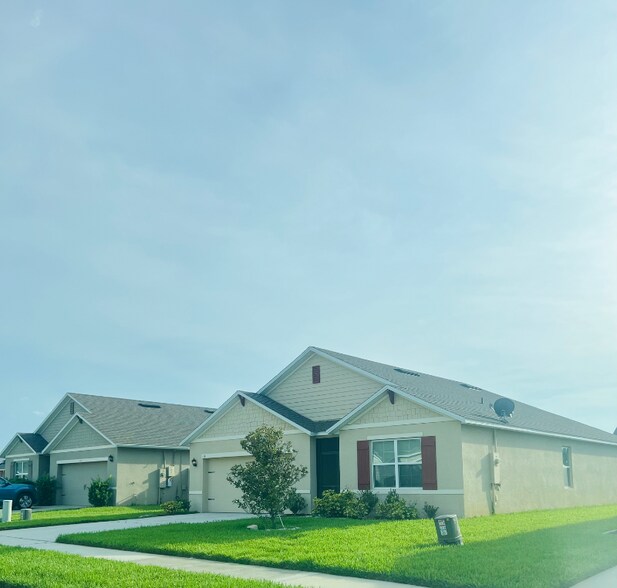 Building Photo - 316 Pitch Pine Dr