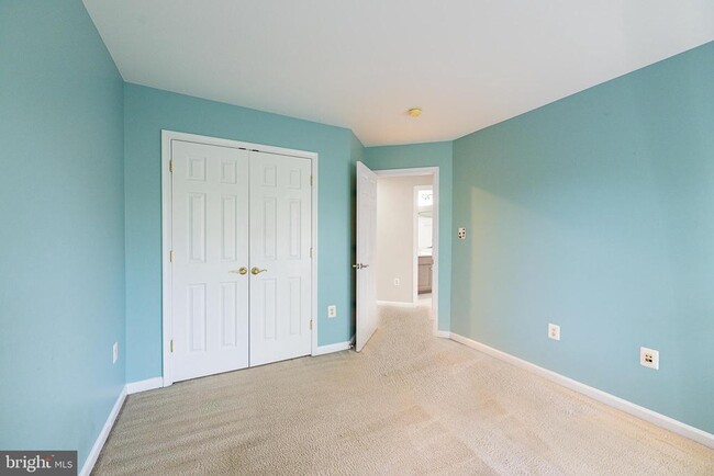 Building Photo - 117 Herndon Mill Cir