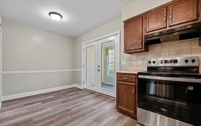 Building Photo - 731 Coventry Ln