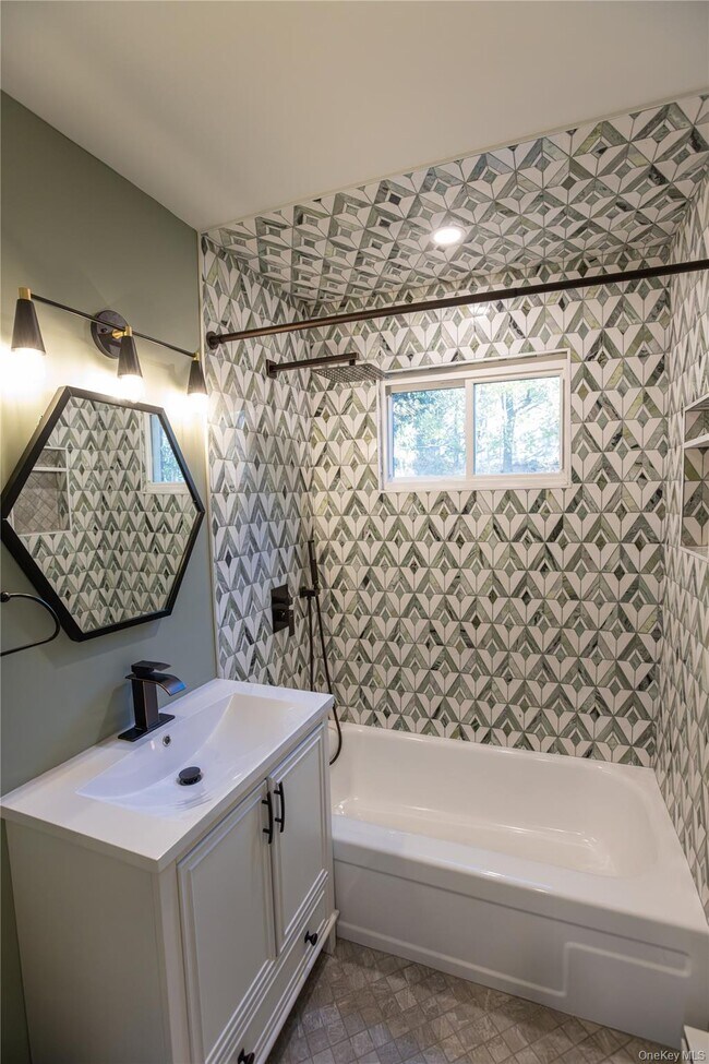 Building Photo - 303 Old Mill Rd