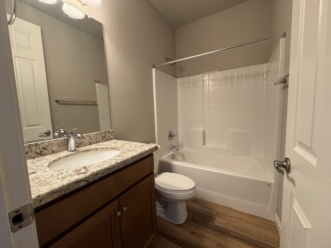 Building Photo - 343 Armitage Way