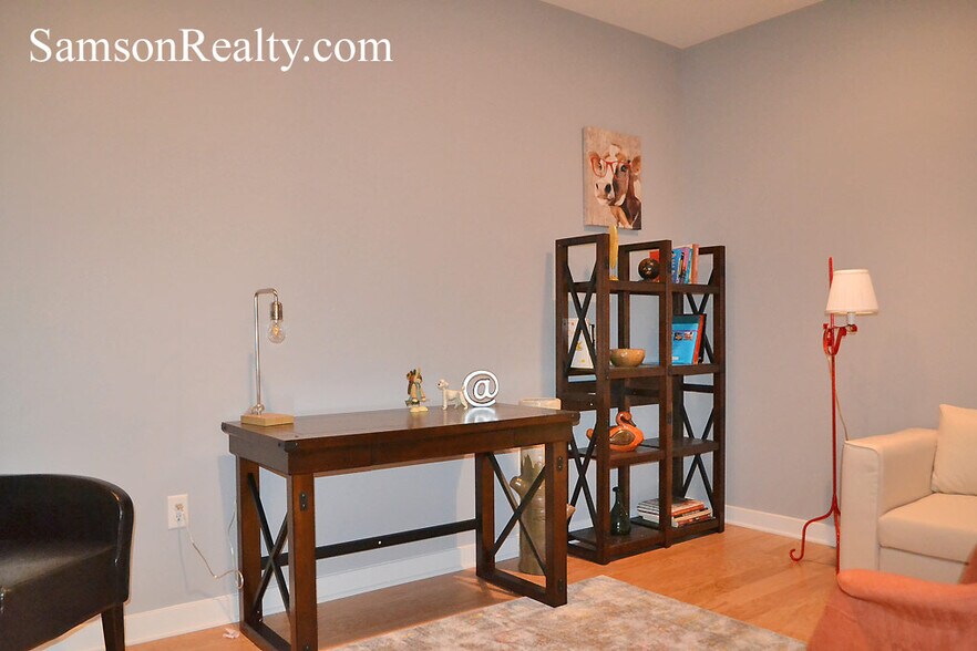 Building Photo - 44 Hospital St