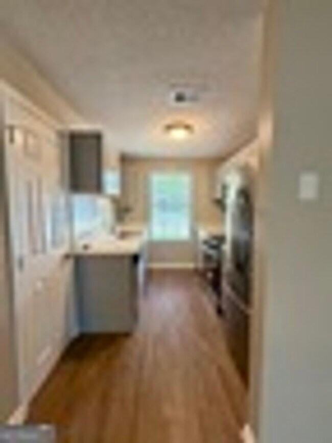 Building Photo - 438/440 Admirals Walk Dr