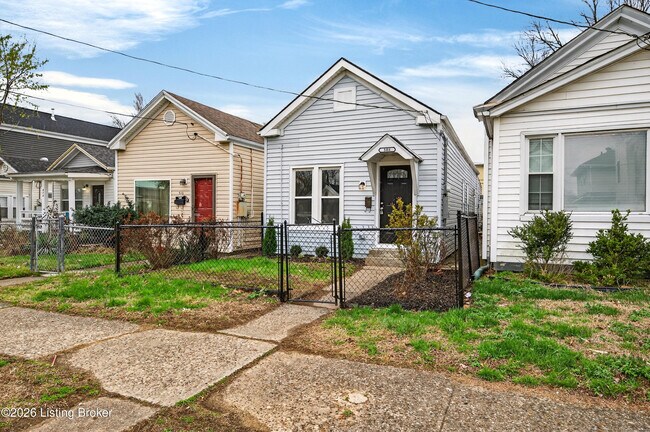 Building Photo - 508 Lilly Ave