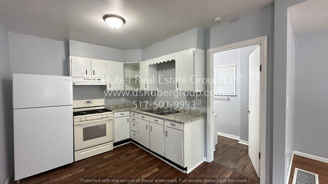 Primary Photo - 208 S Eighth St-1