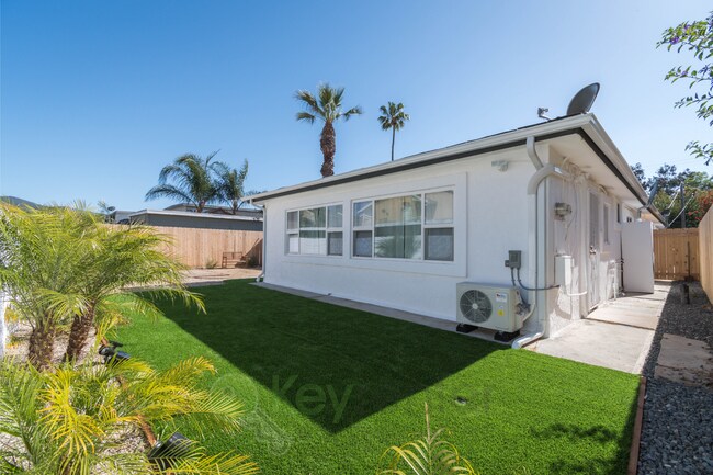 Primary Photo - Beautifully Renovated 2BD | 1.5BA Duplex –...