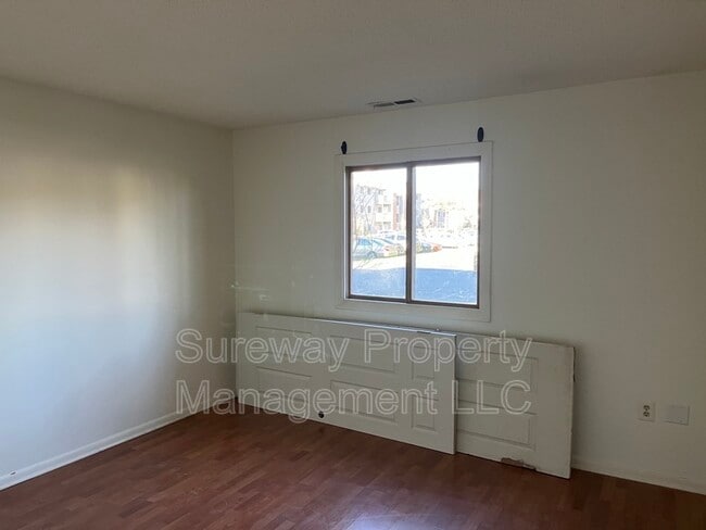 Building Photo - 5007 Ravens Crest Dr