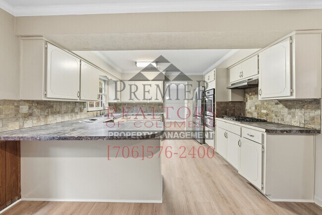 Building Photo - 5233 Verdun Dr