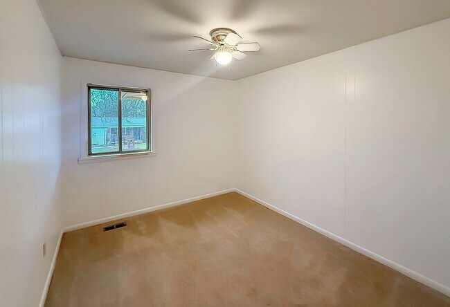 Building Photo - 6911 W 42nd St