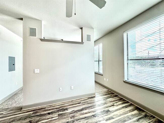 Building Photo - 3788 Richmond Ave.