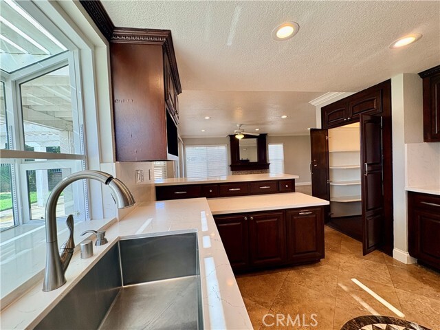 Building Photo - 2207 Autumn Ln