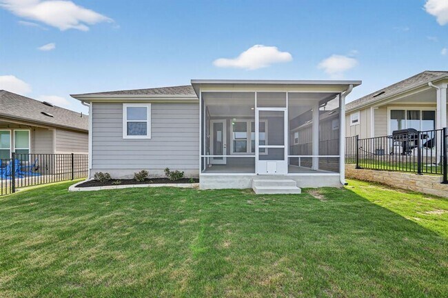 Building Photo - 304 Livewater Ln