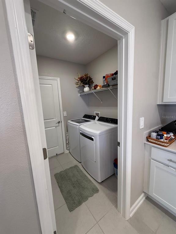 Building Photo - 5617 Gingham Dr